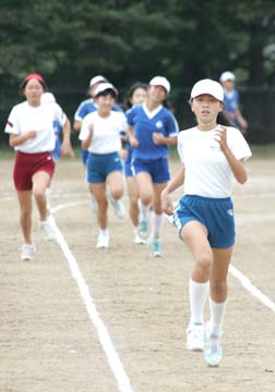 自己記録に挑戦して必死に走る姿は格好いいですね〜